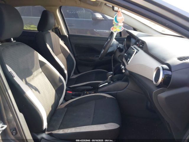 3N1CN8EV8ML863691 Nissan Versa Sv Xtronic Cvt