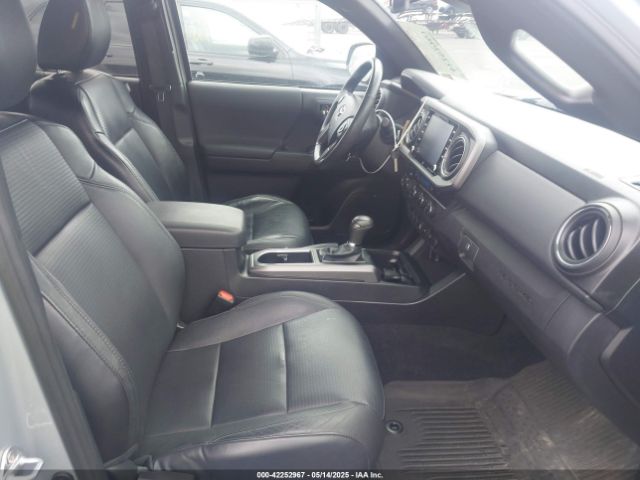 5TFCZ5AN3MX258746 Toyota Tacoma 4wd Trd Off Road