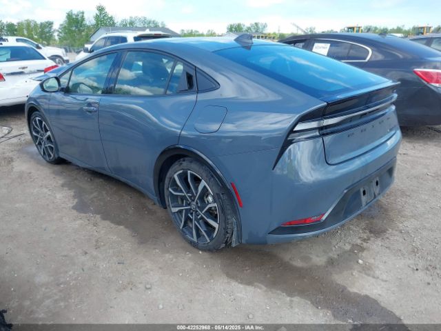 2024 TOYOTA PRIUS PRIME JTDACACU2R3029933 Photo 2