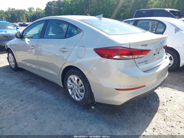 KMHD74LF3HU390239 Hyundai ELANTRA SE