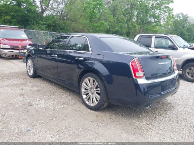 2011 CHRYSLER 300C 2C3CA6CT3BH514429 Photo 2