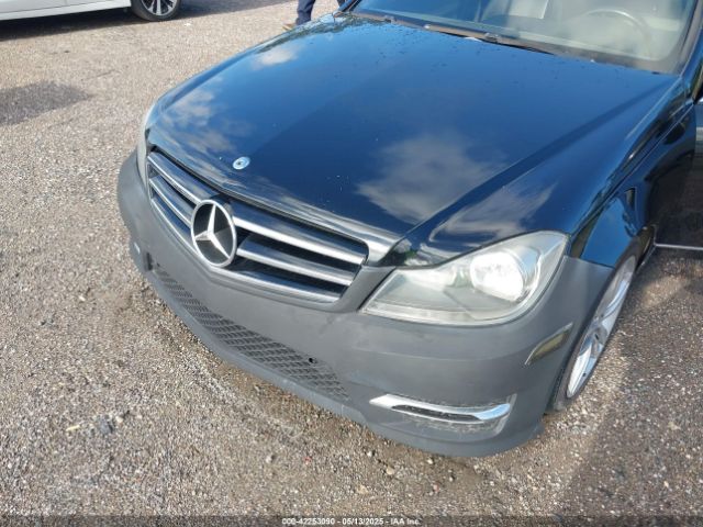 WDDGF4HB0EA957858 Mercedes-Benz C 250 Luxury/sport