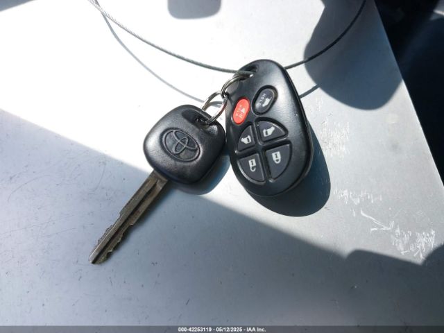 5TDXK3DC2FS552698 Toyota Sienna Se 8 Passenger