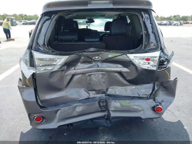 5TDXK3DC2FS552698 Toyota Sienna Se 8 Passenger