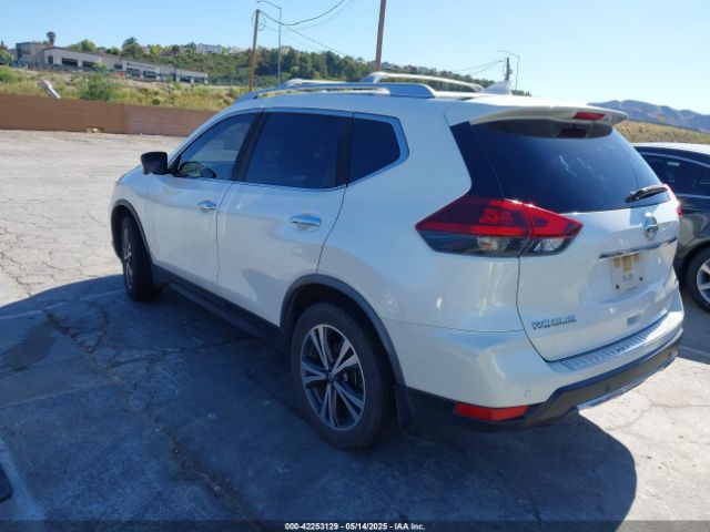2020 NISSAN ROGUE JN8AT2MT5LW012260 Photo 2