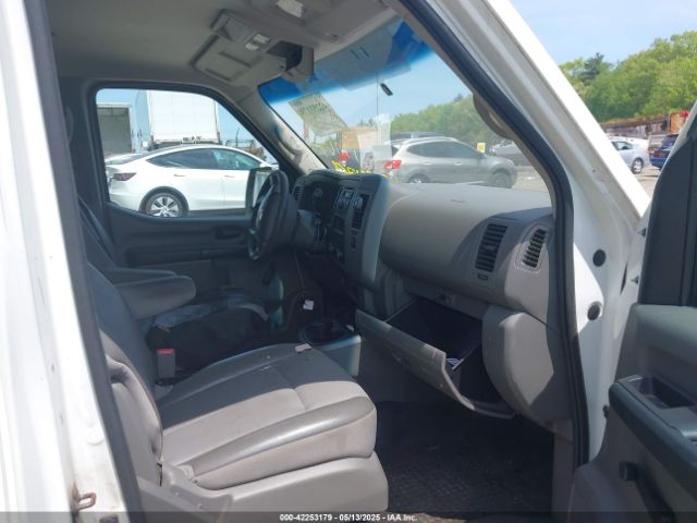 1N6BF0KM8GN815130 Nissan Nv Cargo Nv1500 S V6