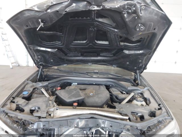 2018 BMW X3 5UXTR9C52JLD74075 Photo 9
