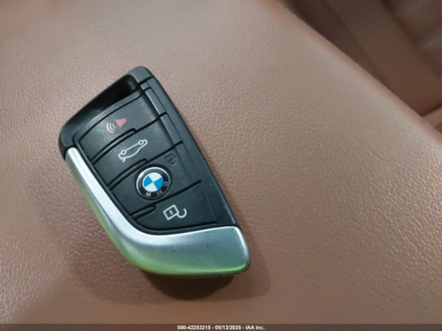 2018 BMW X3 5UXTR9C52JLD74075 Photo 10