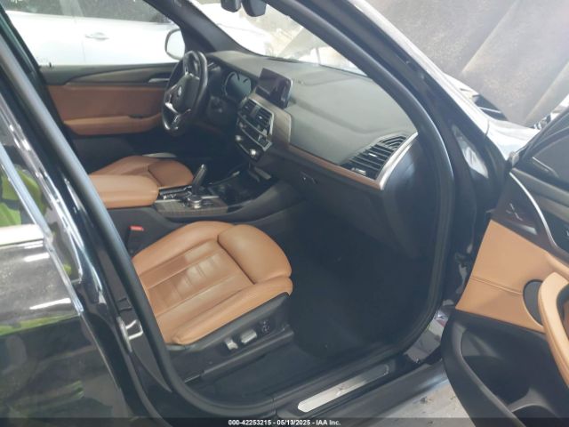 2018 BMW X3 5UXTR9C52JLD74075 Photo 4