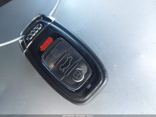 Продажа на аукционе авто 2013 Audi A8 L 3.0t, vin: WAURGAFDXDN012925, номер лота: 42253225