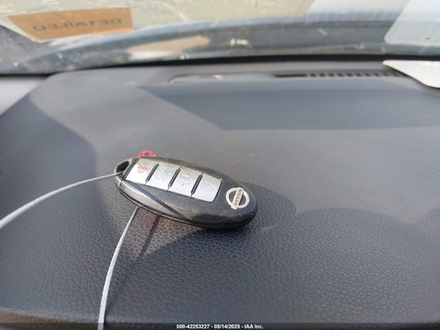 3N1AB7APXFY328028 Nissan SENTRA SV