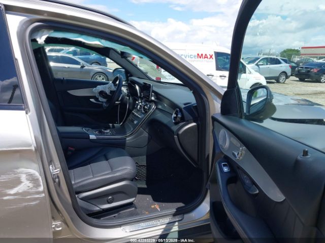 2019 MERCEDES-BENZ GLC 300 WDC0G4JB7KV184212 Photo 4