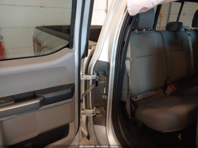 1FTFX1E58JFA71283 Ford F-150 Xlt