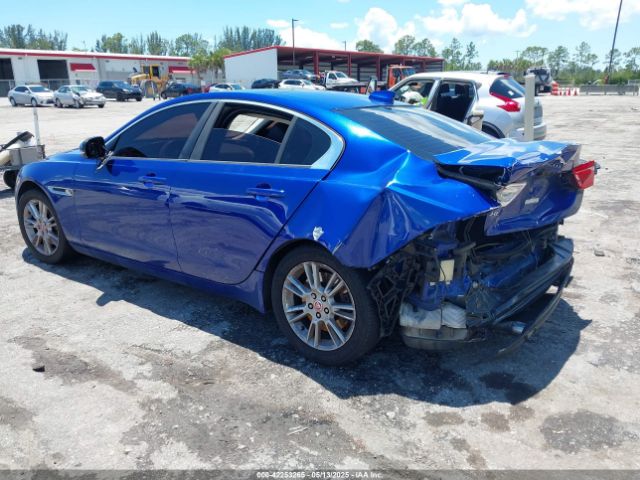 2017 JAGUAR XE SAJAD4BG5HA971996 Photo 2