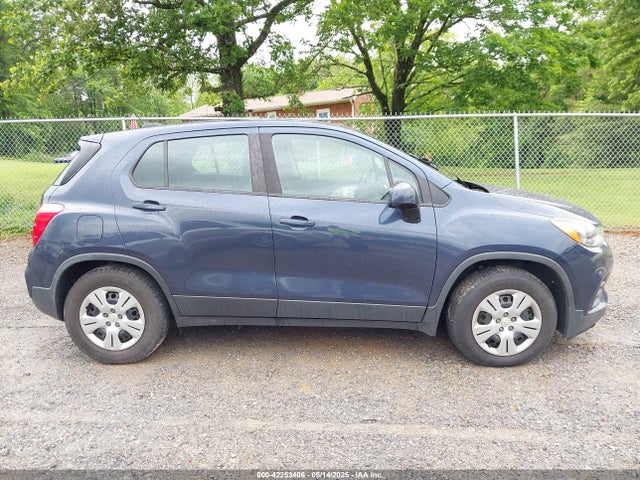 3GNCJKSB3JL189680 Chevrolet TRAX LS