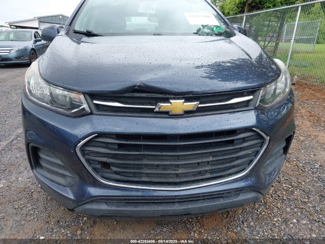 3GNCJKSB3JL189680 Chevrolet TRAX LS
