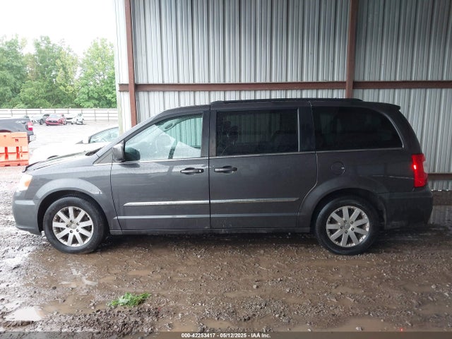 2C4RC1BG5GR135599 Chrysler Town & Country Touring