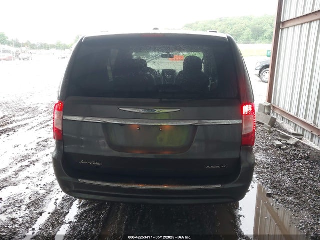 2C4RC1BG5GR135599 Chrysler Town & Country Touring