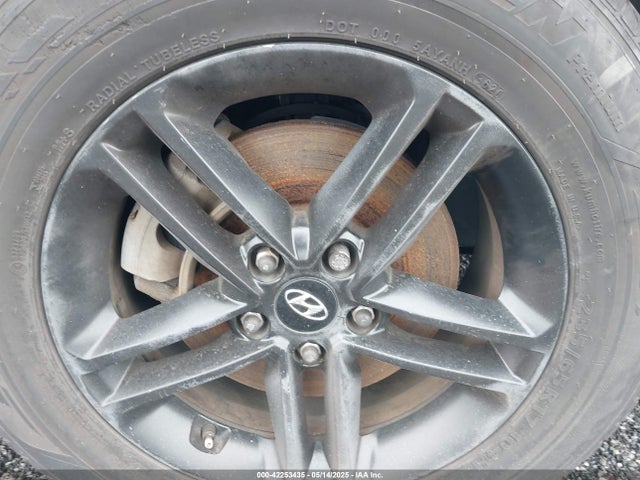 5NMZUDLB9HH007699 Hyundai Santa Fe Sport 2.4l