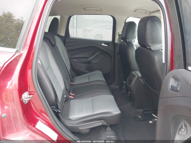 1FMCU9G94GUA86177 Ford ESCAPE SE