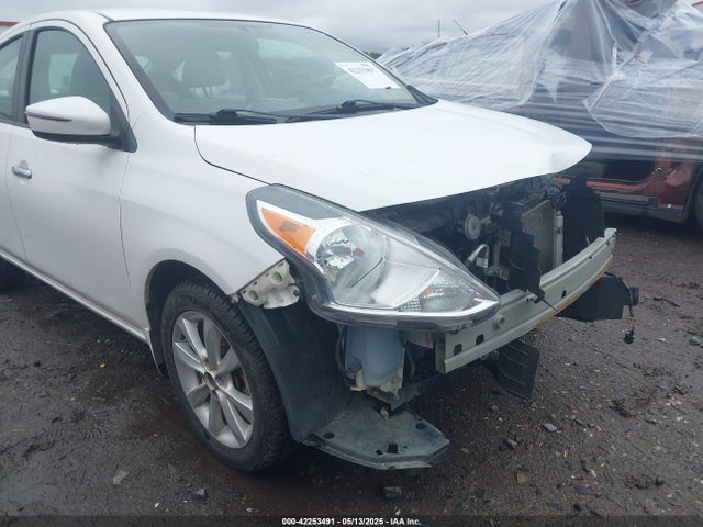 3N1CN7AP7HL826137 Nissan Versa 1.6 Sl