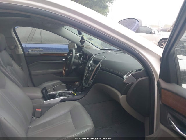 2010 CADILLAC SRX 3GYFNFEY8AS580843 Photo 4