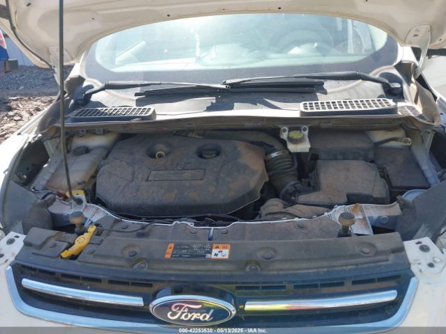 1FMCU0J98FUC78723 Ford Escape Titanium