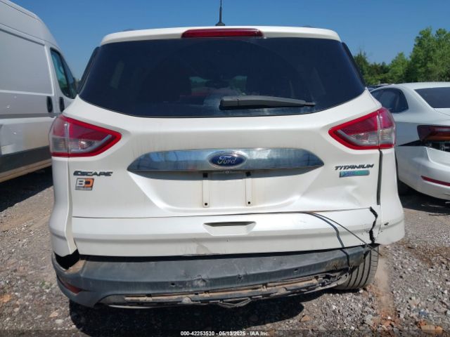 1FMCU0J98FUC78723 Ford Escape Titanium