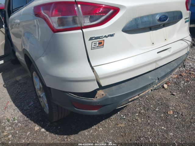 1FMCU0J98FUC78723 Ford Escape Titanium