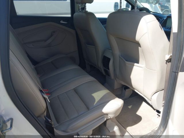 1FMCU0J98FUC78723 Ford Escape Titanium