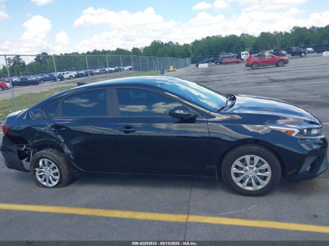 3KPF24AD0RE823688 KIA FORTE LX