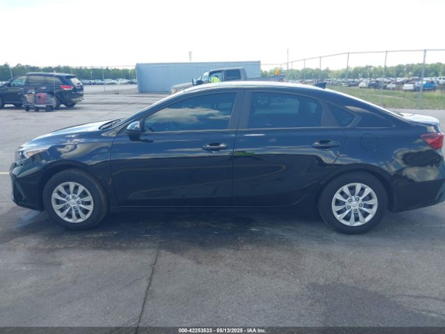 3KPF24AD0RE823688 KIA FORTE LX