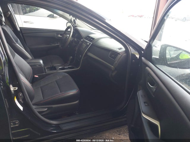 4T1BF1FK1HU453565 Toyota CAMRY SE