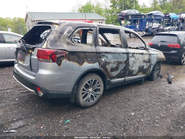 2016 MITSUBISHI OUTLANDER JA4AZ3A33GZ004581 Photo 3