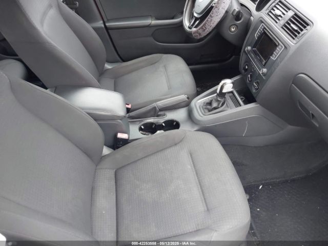 3VW267AJ9GM321062 Volkswagen Jetta 1.4t S
