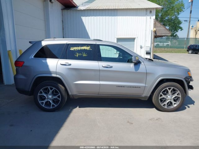 1C4RJFBG2JC324682 Jeep Grand Cherokee Sterling Edition 4x4