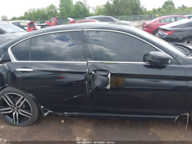 1HGCR3F99GA021963 Honda Accord Touring
