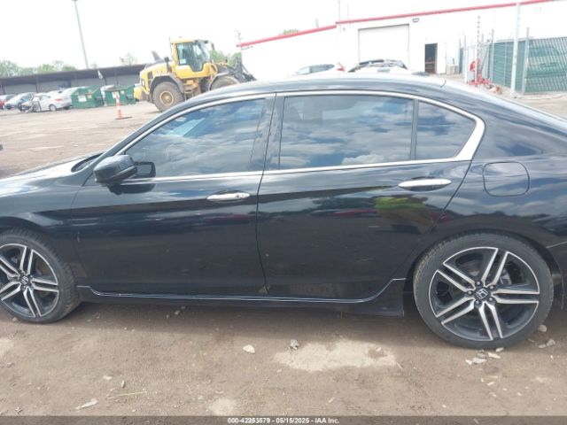 1HGCR3F99GA021963 Honda Accord Touring
