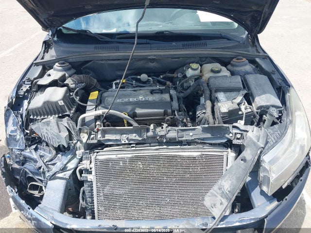 1G1PA5SH6E7446155 Chevrolet Cruze Ls Auto