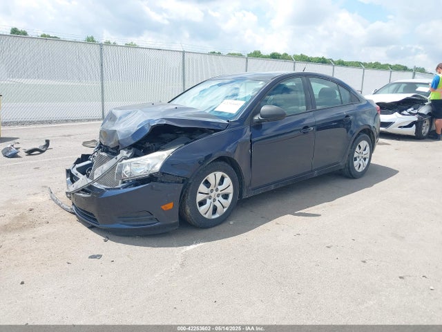 1G1PA5SH6E7446155 Chevrolet Cruze Ls Auto