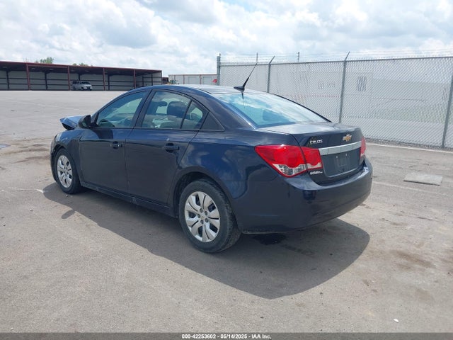 1G1PA5SH6E7446155 Chevrolet Cruze Ls Auto
