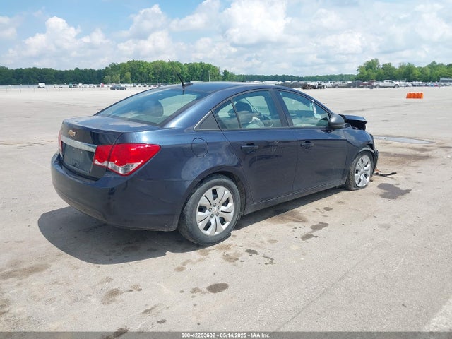 1G1PA5SH6E7446155 Chevrolet Cruze Ls Auto