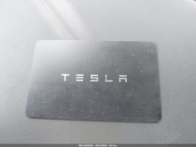 2024 TESLA MODEL Y 7SAYGDEE6RA218338 Photo 10