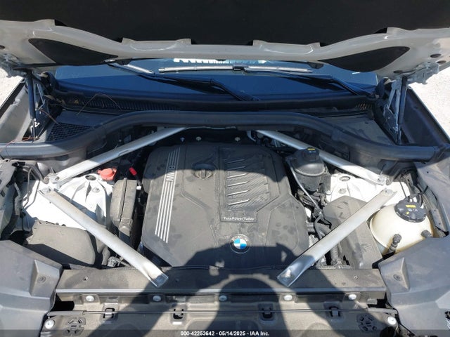 BMW X5 2019 5UXCR6C58KLL60811 Image 10