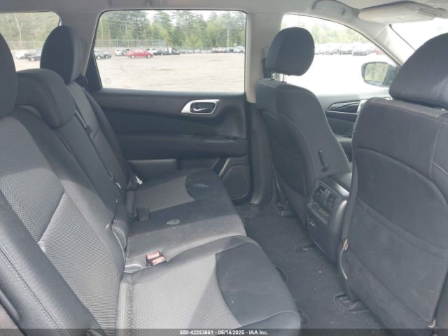 5N1DR2MM2HC645528 Nissan Pathfinder Sv