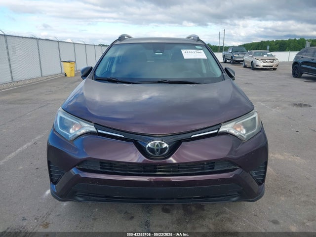 2T3BFREV9HW633264 Toyota RAV4 LE