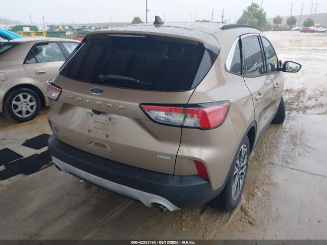 2020 FORD ESCAPE 1FMCU0H64LUB89853 Photo 3