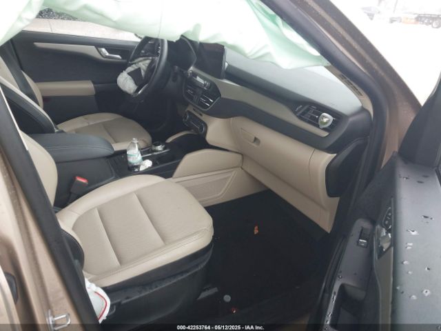2020 FORD ESCAPE 1FMCU0H64LUB89853 Photo 4