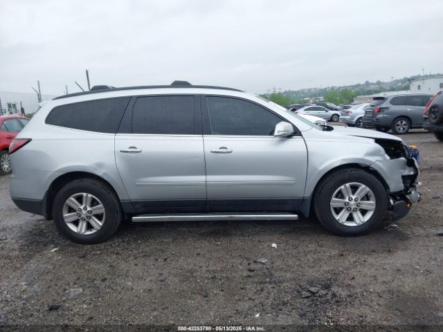 1GNKVHKD8EJ294782 Chevrolet Traverse 2lt