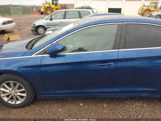 5NPE24AF7JH697147 Hyundai SONATA SE